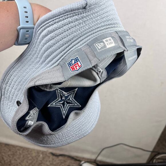 NFL Dallas Cowboys New Era men's one size bucket hat with colors and logo - Picture 4 of 5